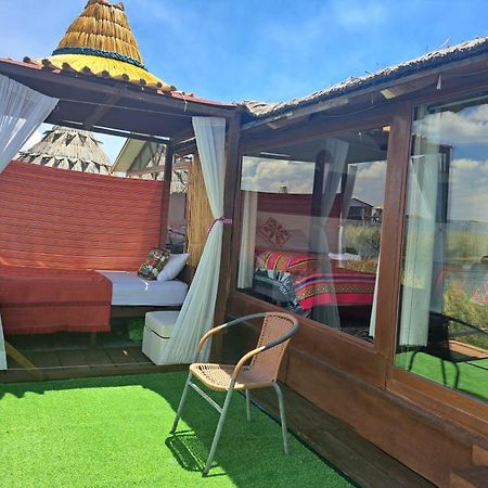 Uros Aruma-Uro On Uros Floating Islands Hotel Пуно Екстериор снимка