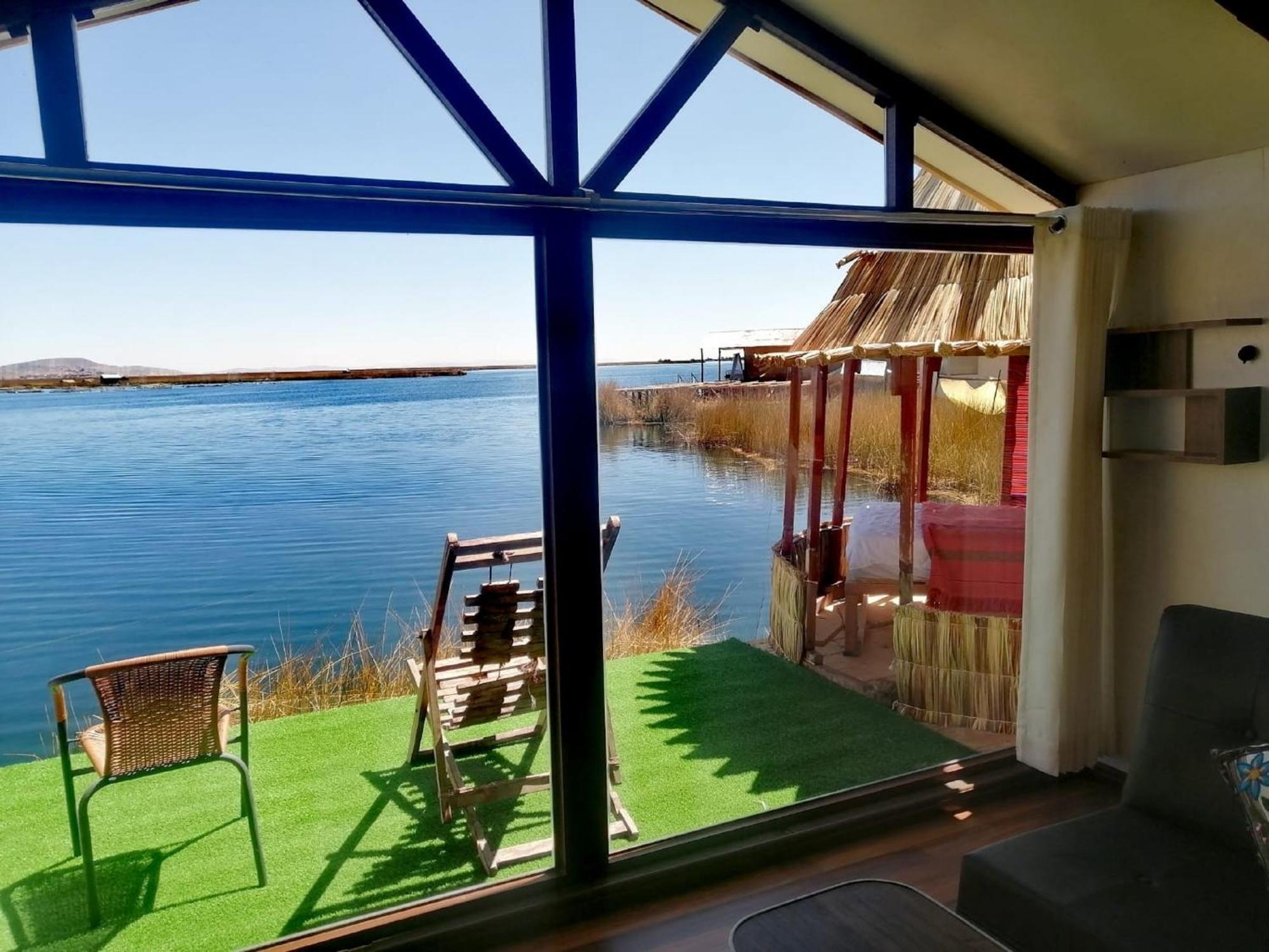 Uros Aruma-Uro On Uros Floating Islands Hotel Пуно Екстериор снимка